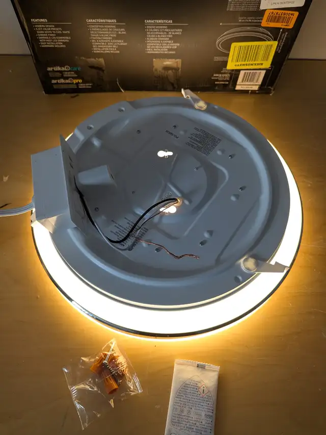 Artika 15" LED Flush Mount Ceiling Light, Dimmable, 5 CCT (2700K in Indoor Lighting & Fans in Mississauga / Peel Region - Image 8