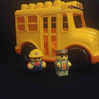 Autobus, Bateau Pirate et Blocs MegaBloks