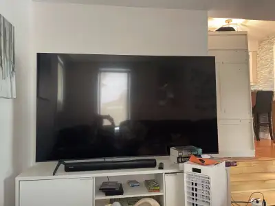 Samsung 70'' TV 4K, View more