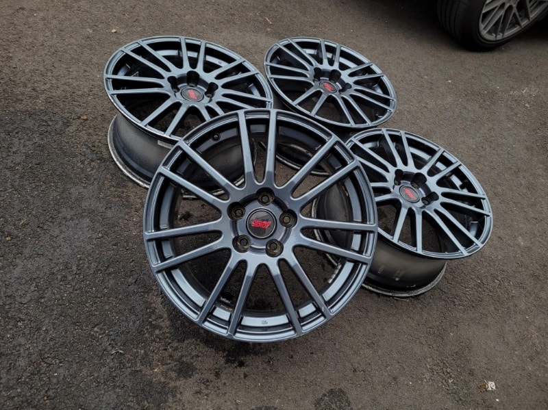 18" Subaru STI OEM Wheels by Enkei 5x114.3 Pneus et jantes Ville