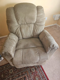 Free recliners. Set of two