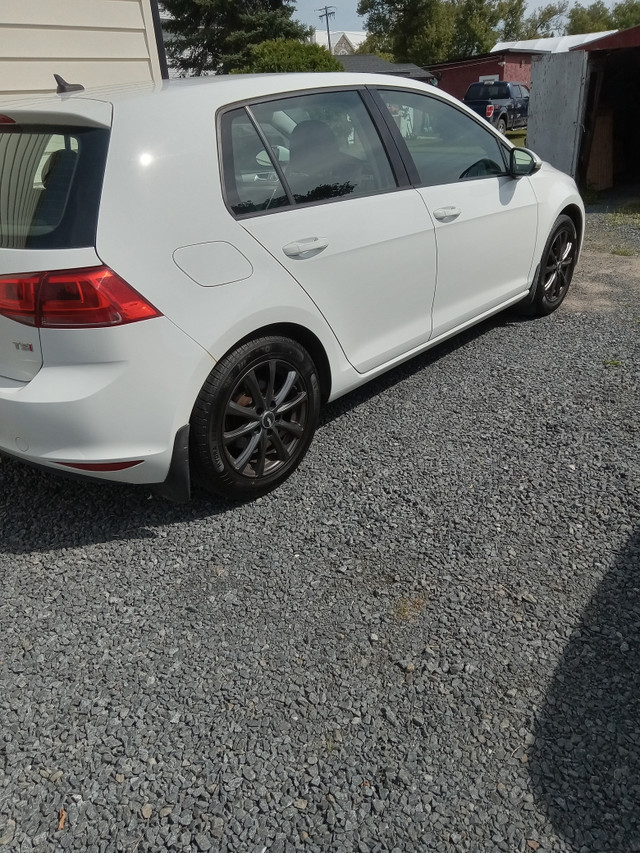 2016 Volkswagen Golf in Cars & Trucks in Sudbury - Image 4