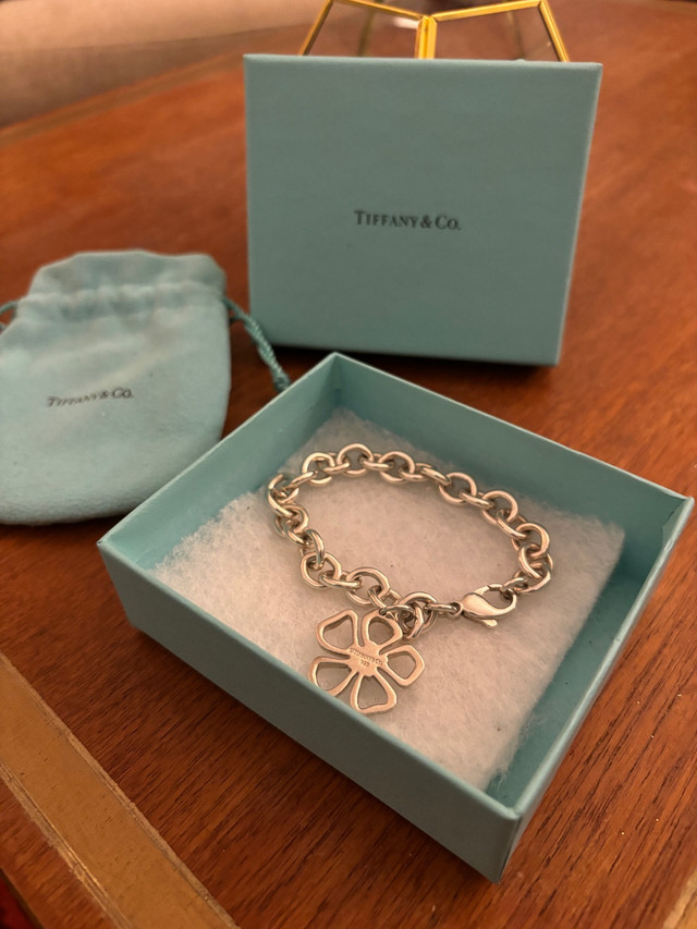 Tiffany and Co. Four Leaf Clover Bracelet in Jewellery & Watches in City of Toronto
