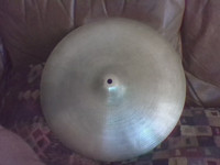 Cymbale Zildjian Avedis 15 '' USA