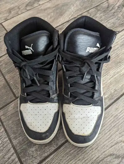 PUMA Mens Rebound Layup Sneaker size 7, View more