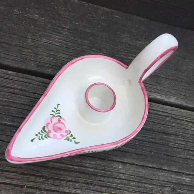 Vintage Portuguese Vestal Pottery Chamberstick (EUC)62854393825155123