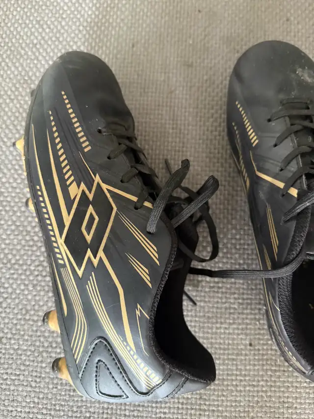 kids soccer cleats in Soccer in Mississauga / Peel Region - Image 3