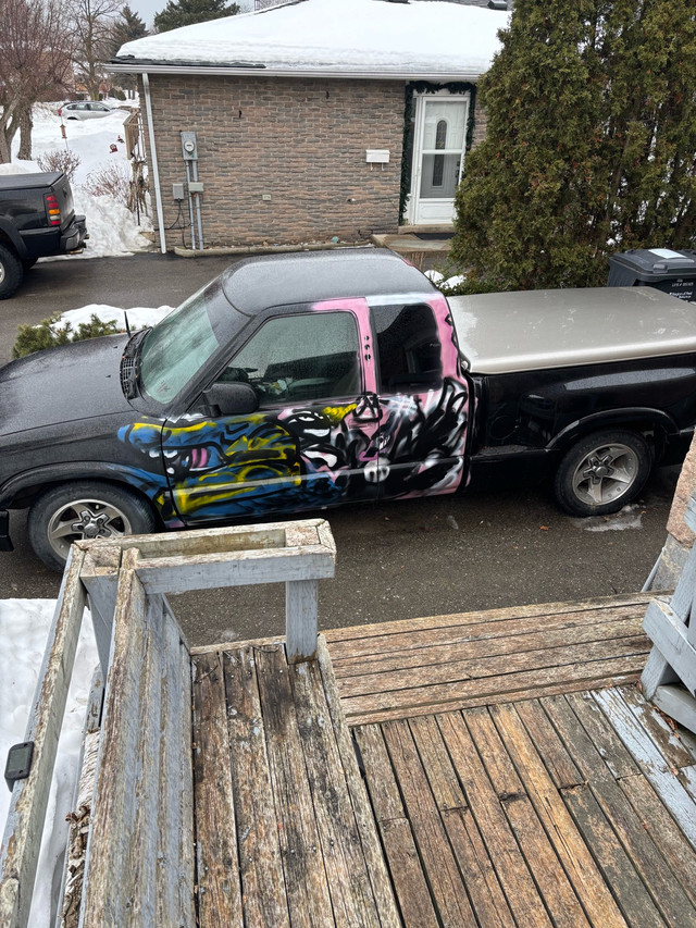 chevrolet 2002 s10 RWD in Cars & Trucks in Mississauga / Peel Region - Image 2