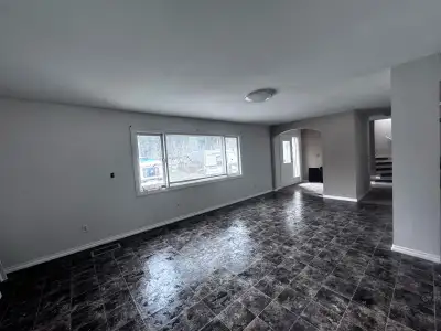 For Rent: $2,600.00 Upper Suite 3 bdrm, with Den/Office On 1/4 acre in Rural Wooded Private Setting,...