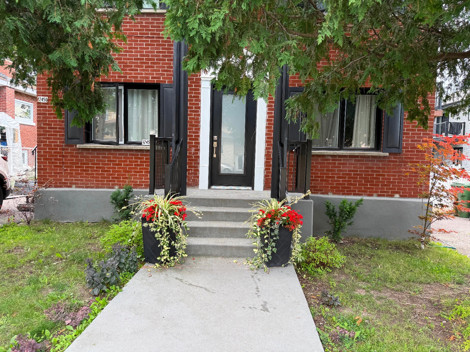 Grand 5 ½ sur deux étages — photo 2