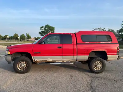 For Sale 2001 Dodge Ram 2500 Cummins 5.9 L Diesel Engine. This truck is known for it's robust diesel...