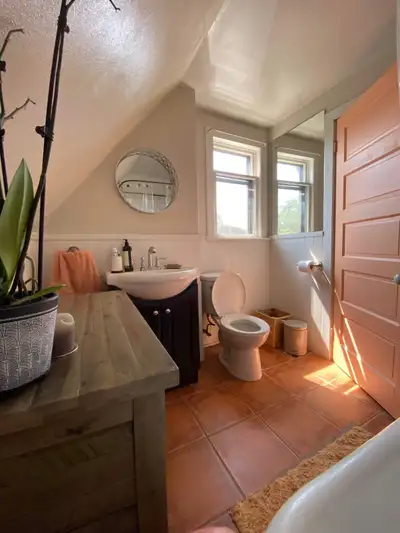 Come and check out the tree top view from this large top floor downtown Charlottetown location. The...