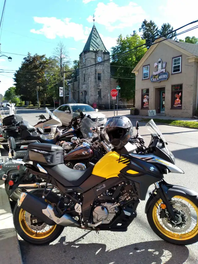 2017 Suzuki Vstrom 650XT for sale in Sport Touring in Trenton - Image 4