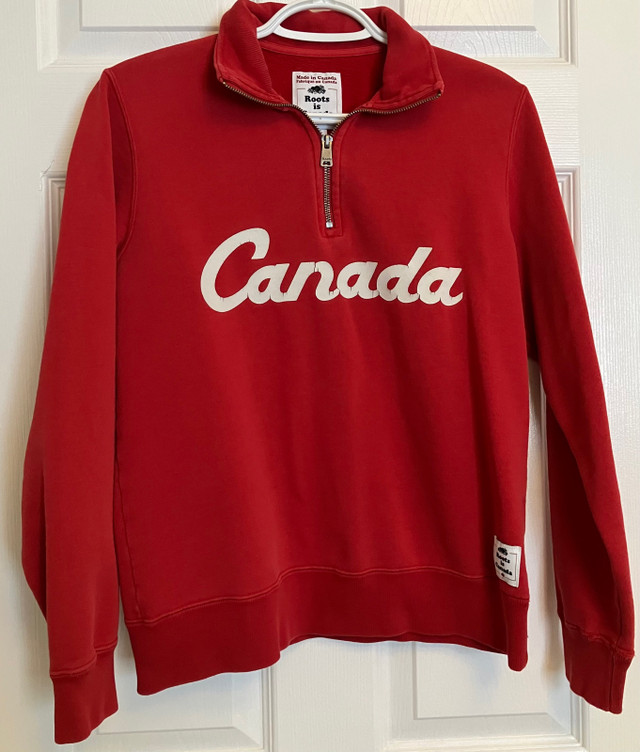 Roots Canada Quarter Zip - small in Women's - Tops & Outerwear in Ottawa