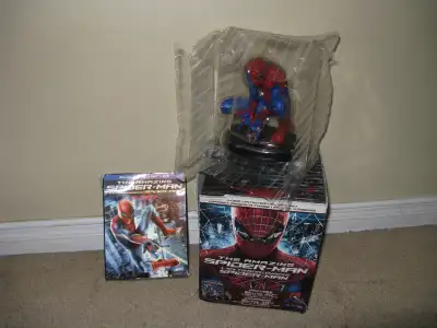 Blu-ray 3D + Blu-ray + DVD + Figurine Dvd case is damaged, but still sealed.