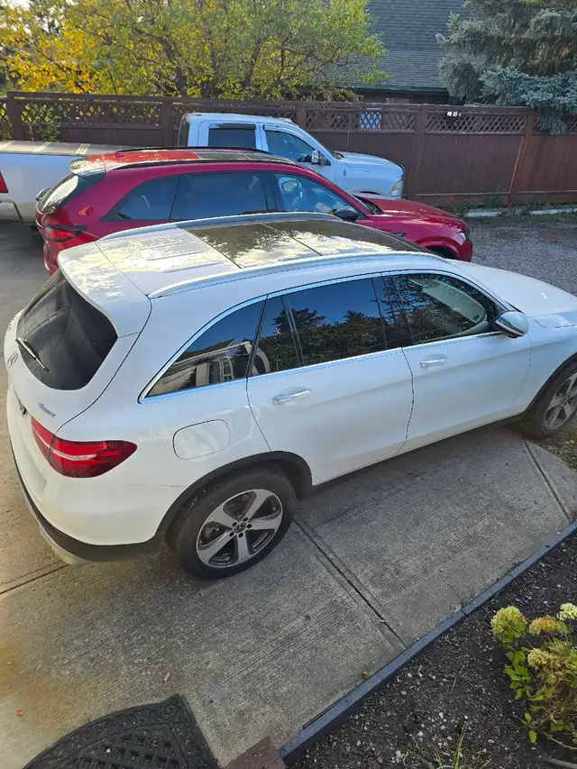 2019 Mercedes Benz GLC300  All Wheel Drive in Cars & Trucks in Calgary - Image 5