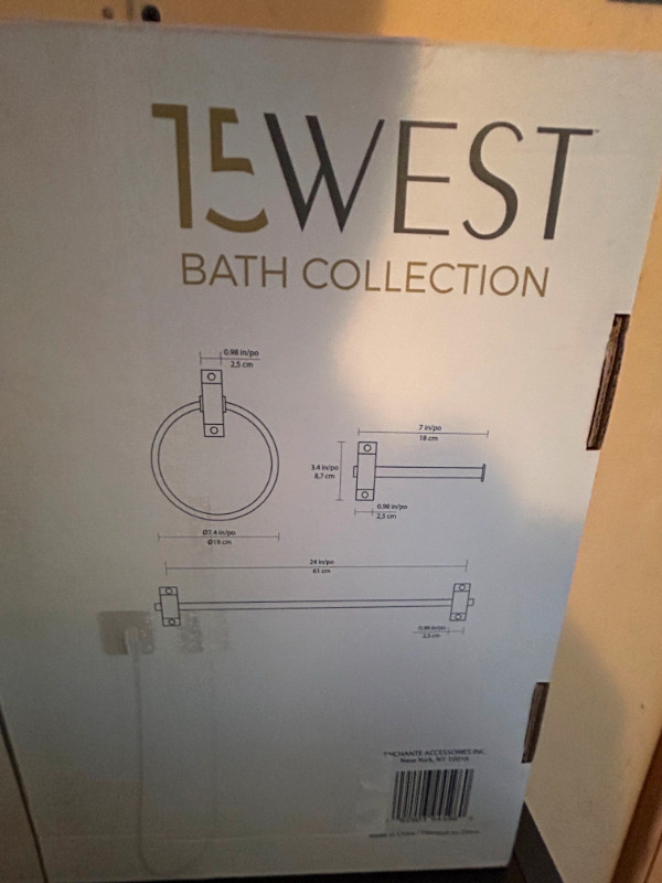 New / Sealed 15West "Broadway" 3-Piece Bath Accessory Set in Bathwares in Mississauga / Peel Region - Image 4