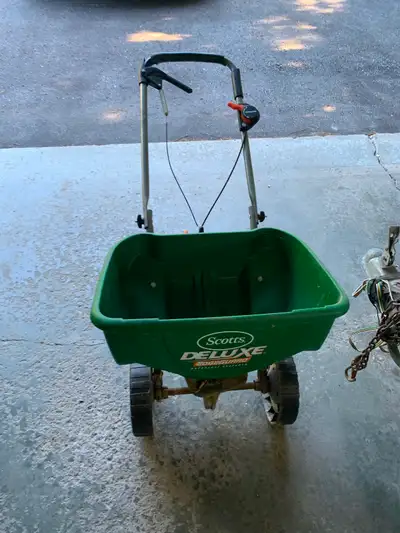 Scott’s fertilizer spreader, View more