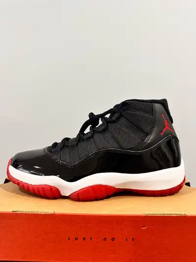 Air Jordan 11 Bred Size 8.5, View more