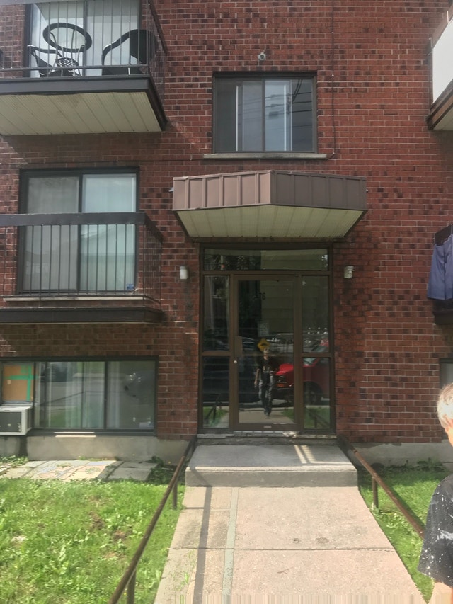 289 Rue Saint-Jacques — photo 1