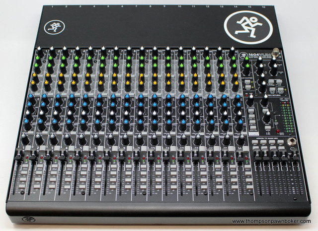 MACKIE 1604 VL24 MIXER & BOX (ONYX PRE AMPS) in Pro Audio & Recording Equipment in Hamilton