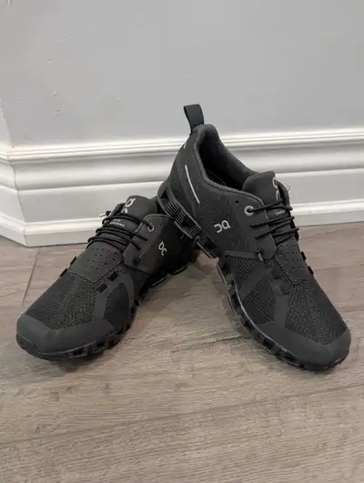 NWOB - Women's ON Cloud Black Waterproof Running Shoes READ AD, View more
