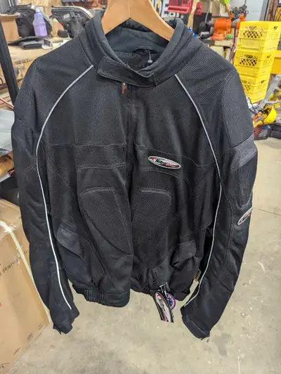 New 4XL men's Nitro Racing mesh summer motorcycle jacket. Armoured elbows shoulders and back. New wi...
