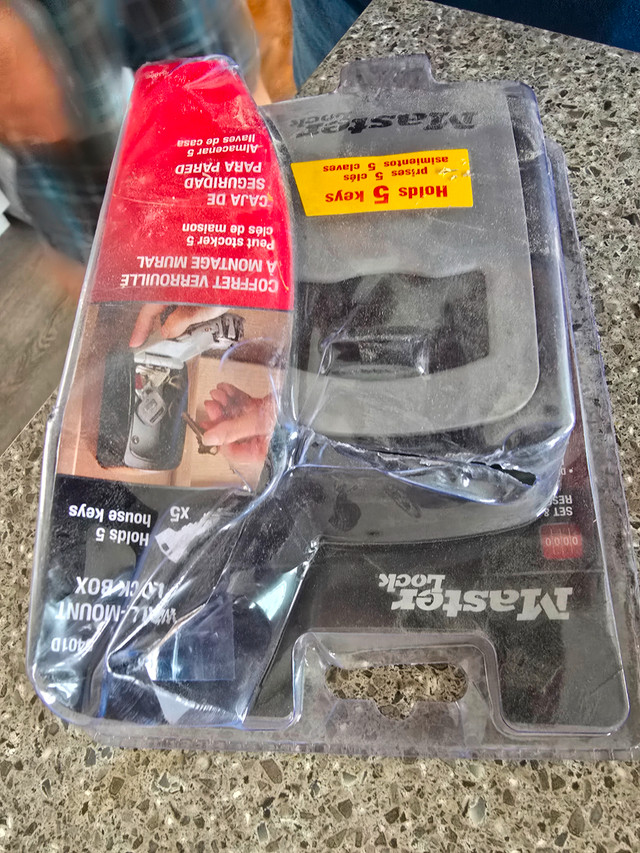 Master lock in Outdoor Tools & Storage in Calgary