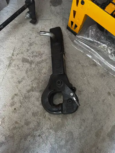 Pintle Hitch, View more