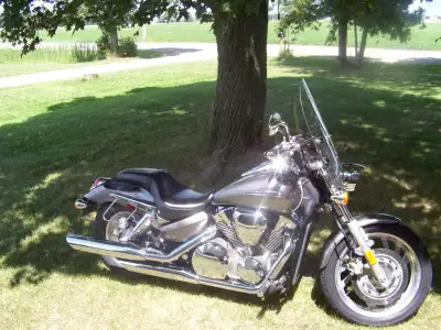 REDUCED PRICE $2999 FIRM PHONE CALLS ONLY PLEASE, CALL Frank at 905-869-6066.. EMAILS AND TEXT WILL...