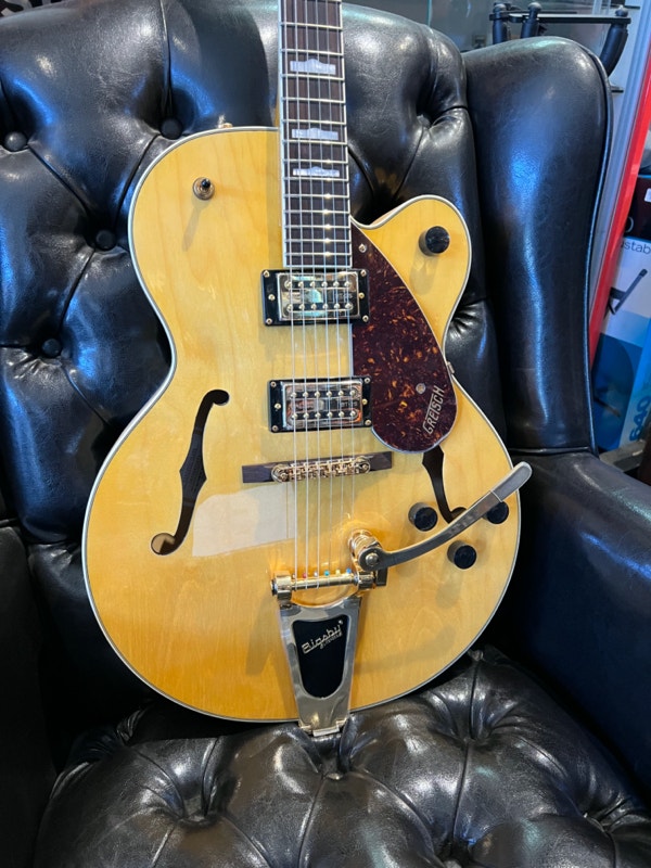 Gretsch G2410TG STREAMLINER™ HOLLOW BODY SINGLECUT WITH BIGSBY