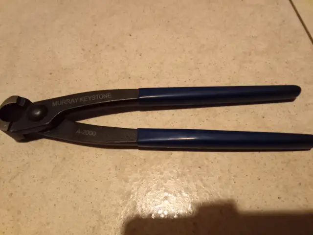 Crimping clamp628637394693151228
