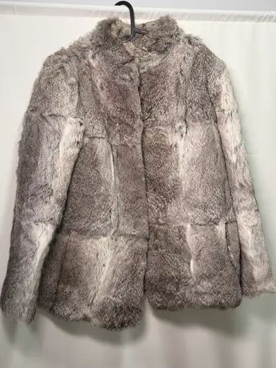 Natural rabbit fur coat in excellent condition ✅, View more