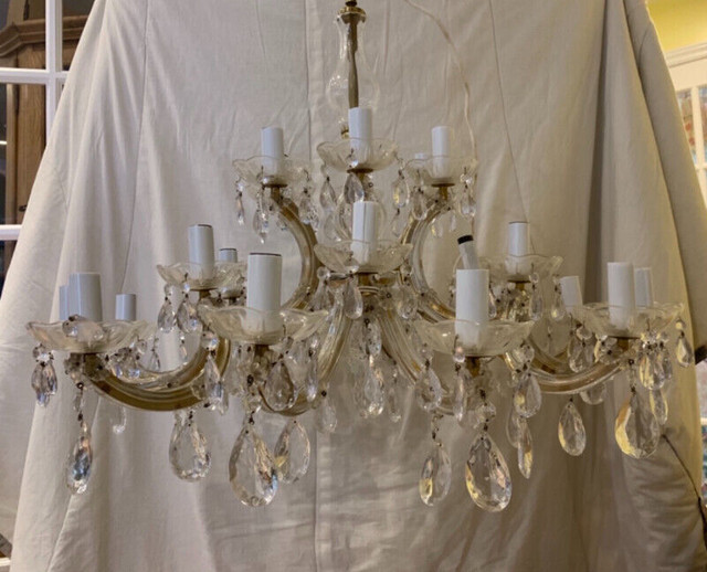 2 Italian chrystal chandeliers in Indoor Lighting & Fans in Barrie - Image 2