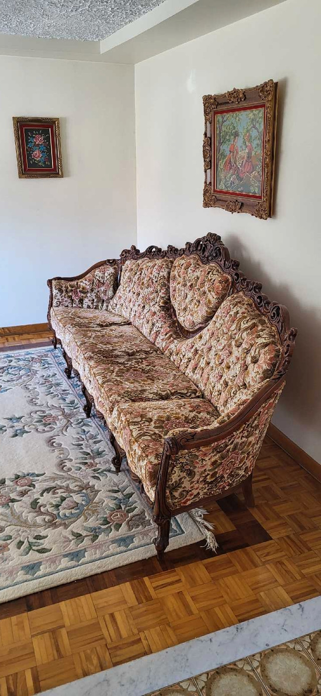 Antique Baroque Sofa dans Sofas et futons  à Laval/Rive Nord - Image 3
