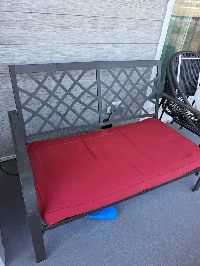 Patio Set in Patio & Garden Furniture in Bedford - Image 3