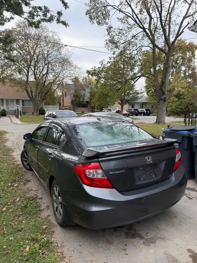 2012 Honda civic595971035837900802