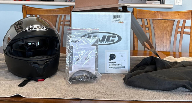 Motorcycle Helmet for sale in Motorcycle Parts & Accessories in Barrie - Image 2