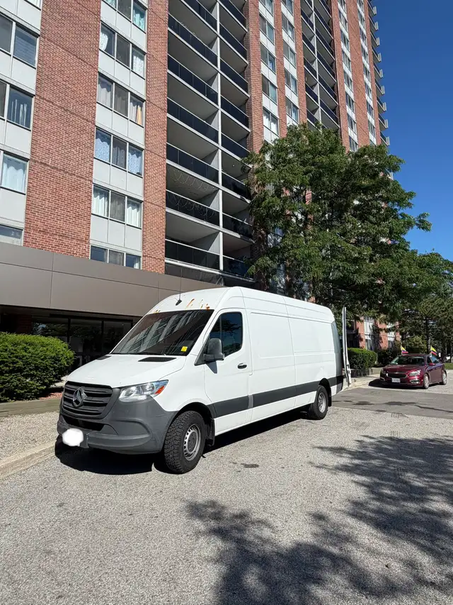 Moving/delivery586457811151769609