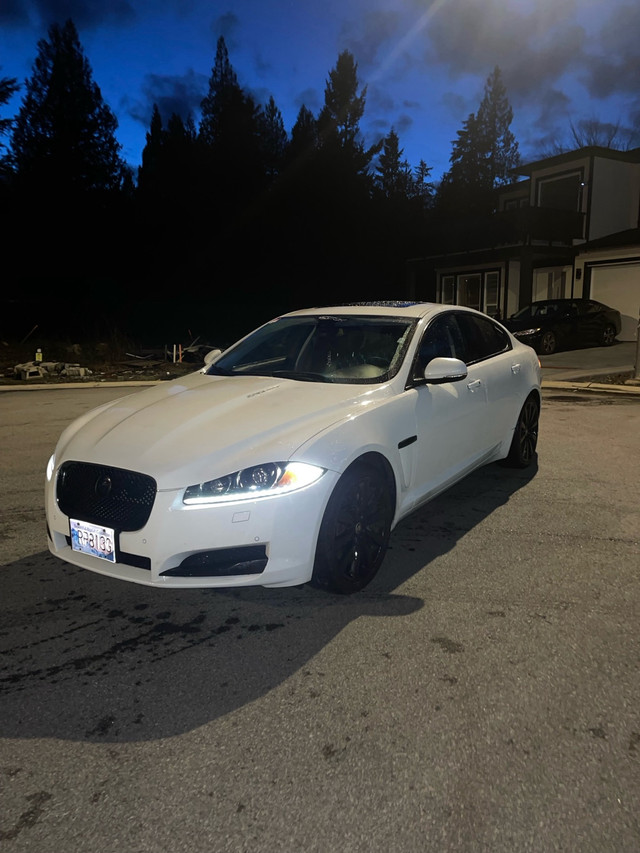 2013 Jaguar XF V6 Supercharged  in Cars & Trucks in Mission