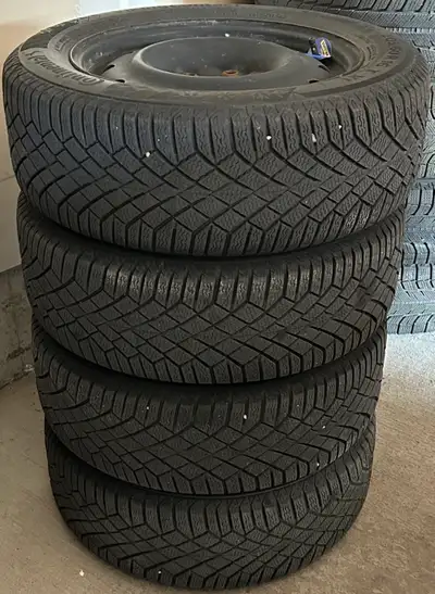 Off a Kia Seltos Size: 205/60R16 Center Bore / Hub Bore: 67.1 mm Bolt Pattern (PCD): 5x114.3 Tire De...