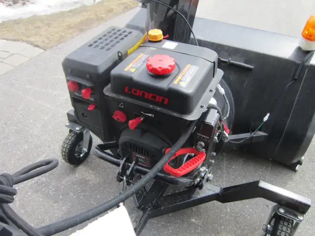 SNOW BLOWER FOR FRONT OF ATV in Snowblowers in Kawartha Lakes - Image 7