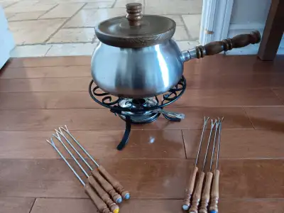 Ensemble pour fondue, View more