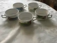 VINTAGE CAMPBELL  SOUP BOWLS WITH HANDLES