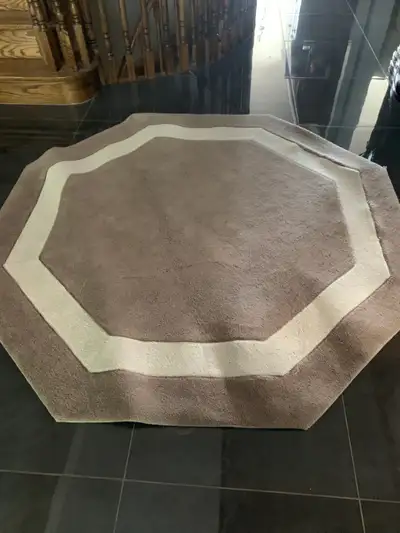 Octogon Rug, View more