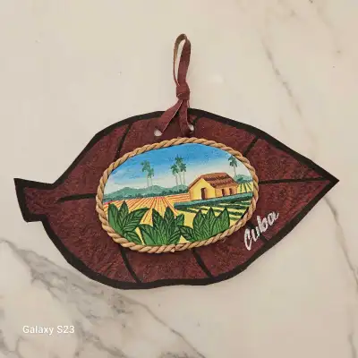 Ornement cubain / Cuban Ornament, View more