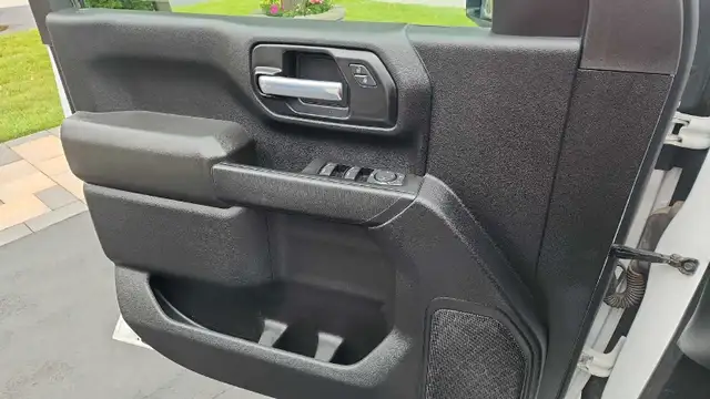 For sale GMC SIERRA 3500 HD  in Cars & Trucks in Oakville / Halton Region - Image 7