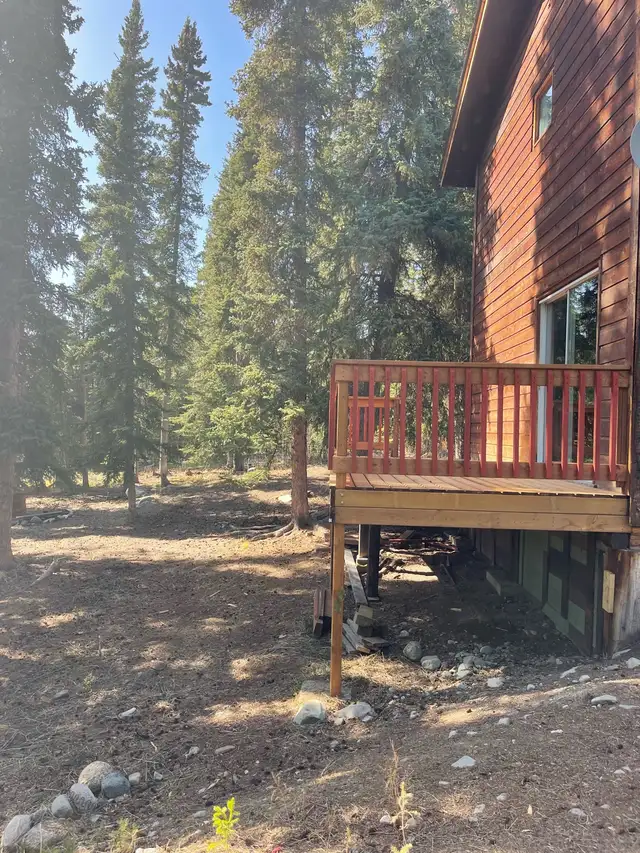 Marsh Lake Yukon in Houses for Sale in Whitehorse - Image 4