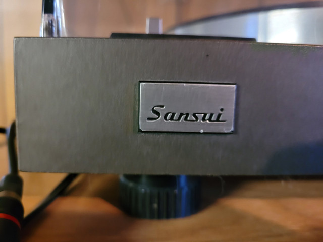 Sansui Turntable in Stereo Systems & Home Theatre in Barrie - Image 2