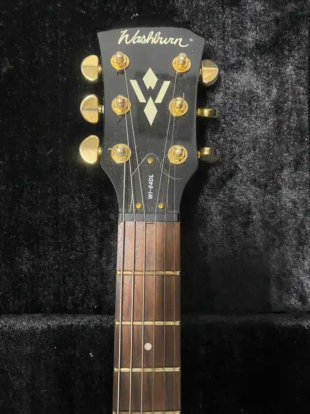 Electric guitar Washburn,  with with Gk-3 pick up attached to it in Guitars in Hamilton - Image 3